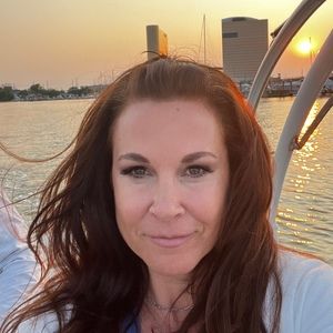 Meet your Posher, Becky